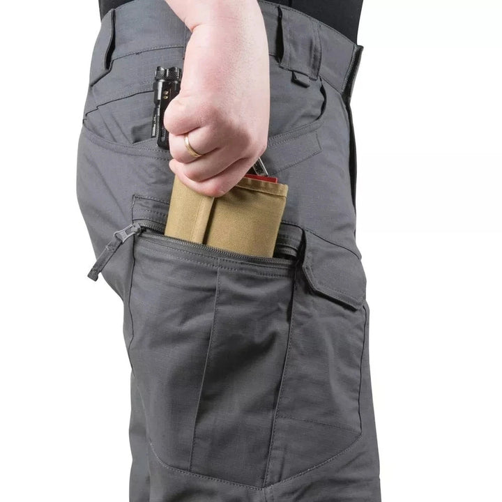Men's Waterproof Cargo Shorts | Versatile All-Day Comfort Fit