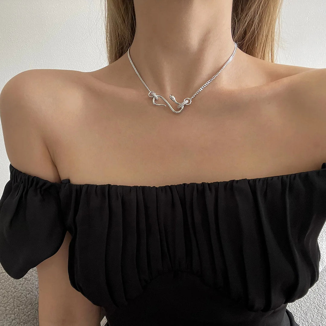 Serpentina Zircon Clasp Necklace