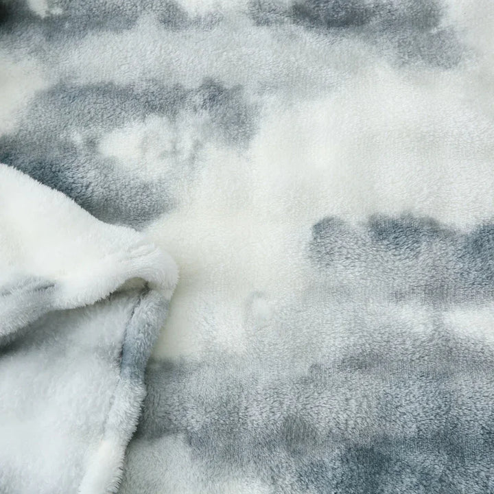 Veluna Tie-Dye Fur Blanket