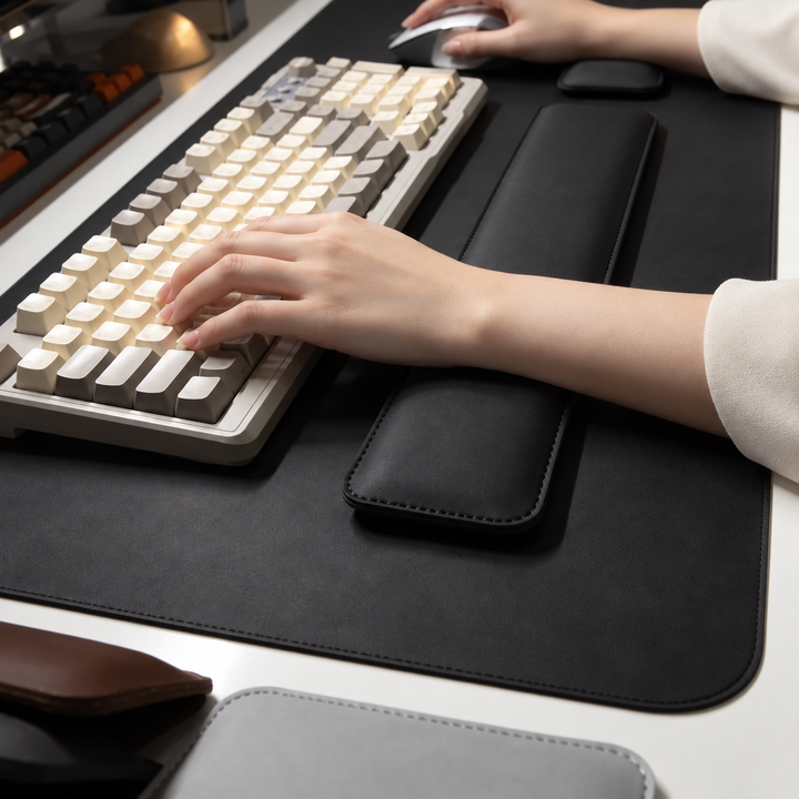 Calder Soft-Touch Desk Set