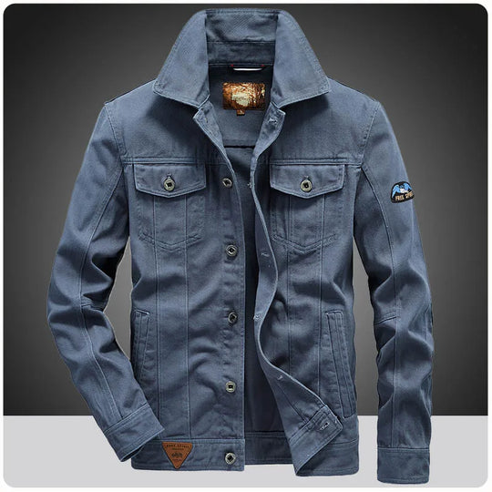 Men's cotton cargo bomber jacket with utility pocket design
