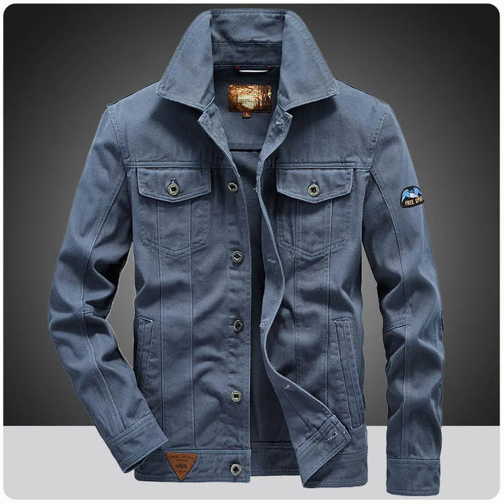 Men's cotton cargo bomber jacket with utility pocket design
