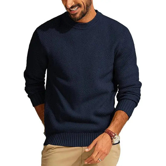 Men's knitted O-neck sweater with lightweight casual fit