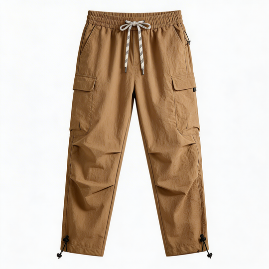 Men's lightweight cargo pants with outdoor-ready pockets