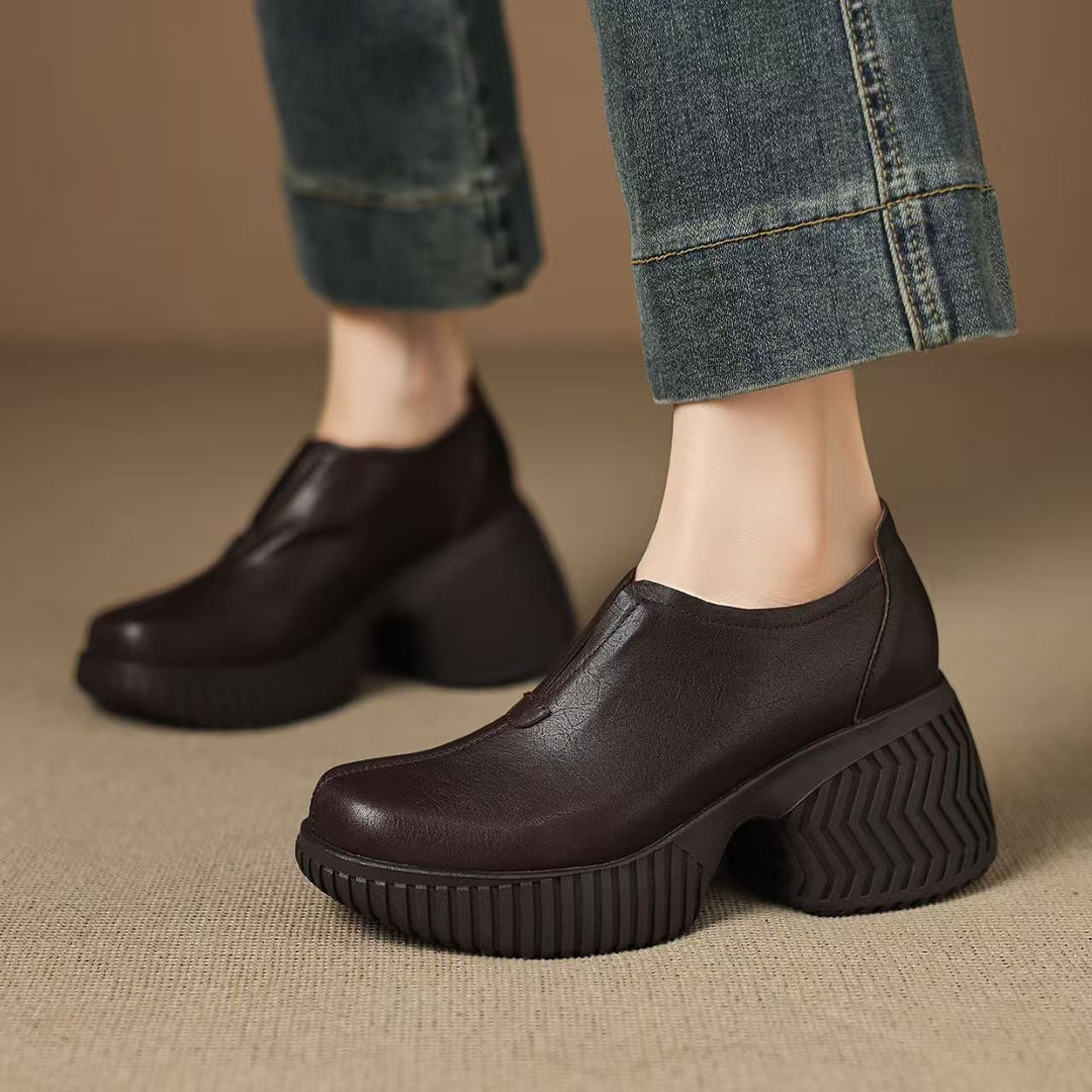 Women's leather orthopedic platform shoes with cushioned footbed
