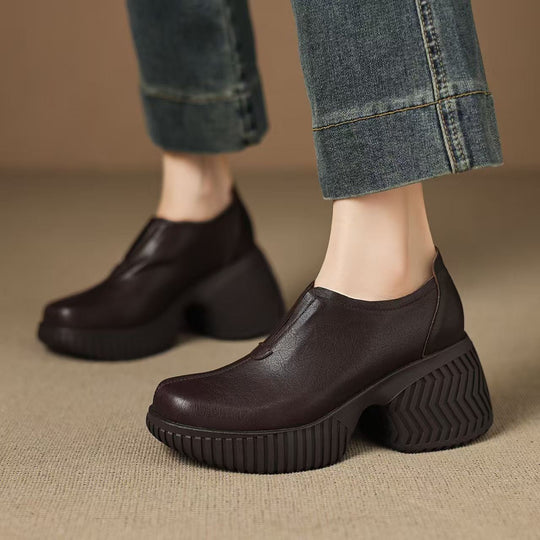 Women's leather orthopedic platform shoes with cushioned footbed