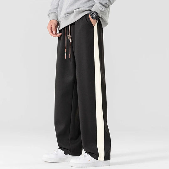 Men's wide-leg sweatpants with soft relaxed fit
