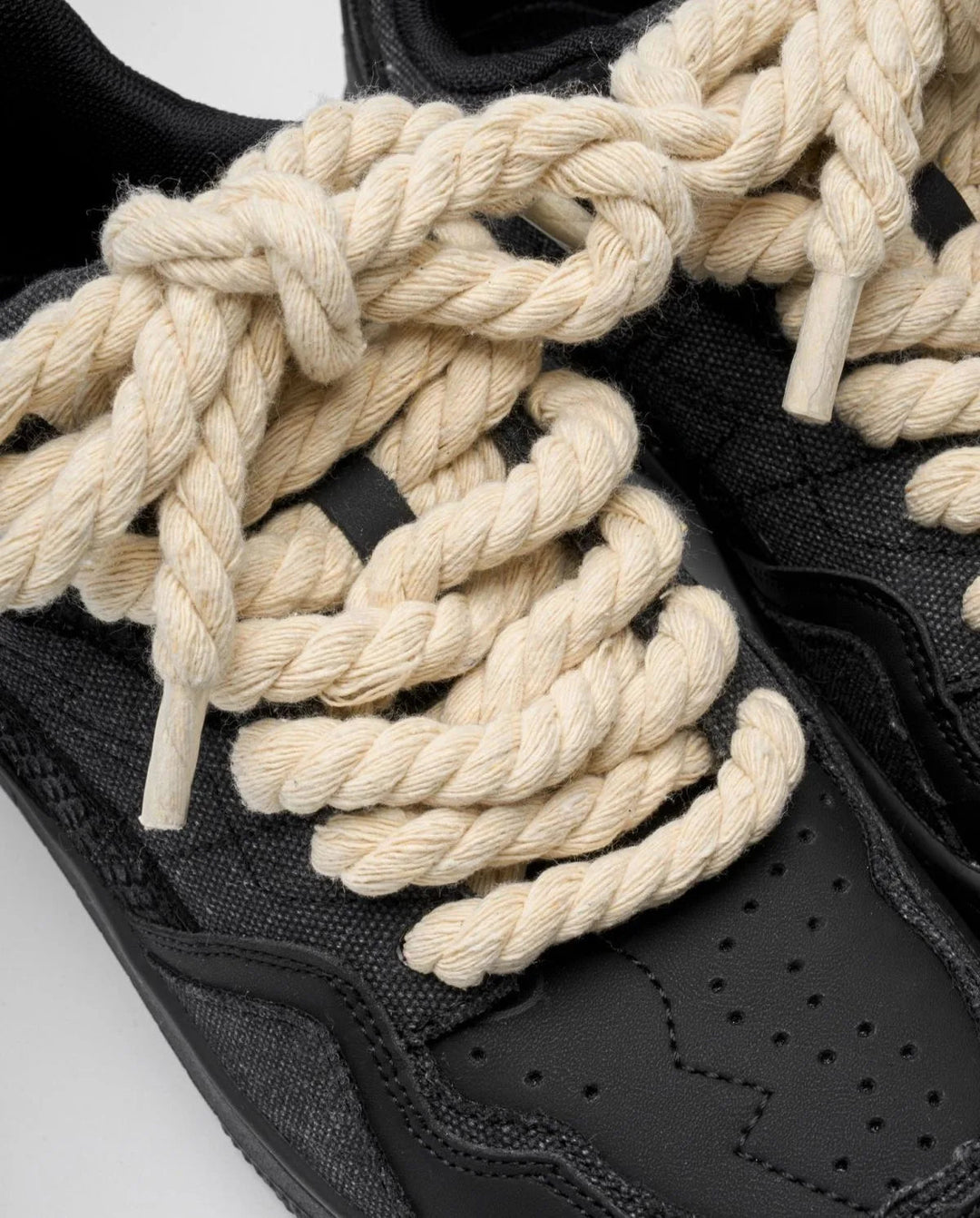 Men's Soft Textile Minimalist Sneakers | Effortless Street Style Comfort 3