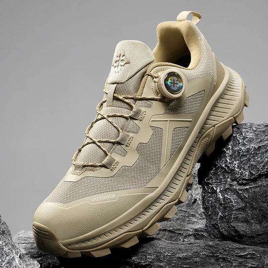 Men's lightweight climbing shoes with rotating buckle