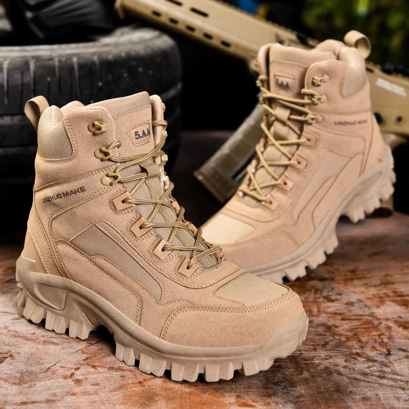 Men's tactical desert combat boots with lace-up support