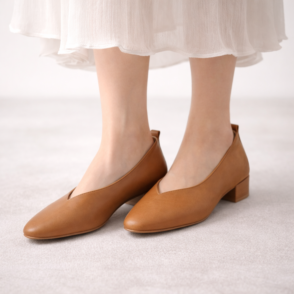 Women's Italian Leather Black Pumps | Elegant All-Day Comfort Style 1