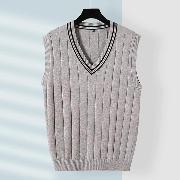 Men's pure cashmere sweater vest with V-neck layering fit