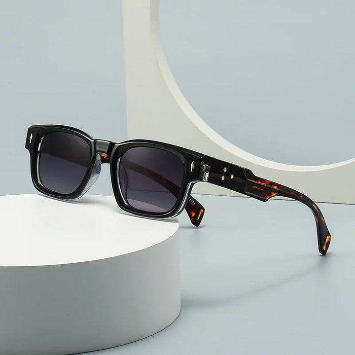 Valoro Retro Square Shades