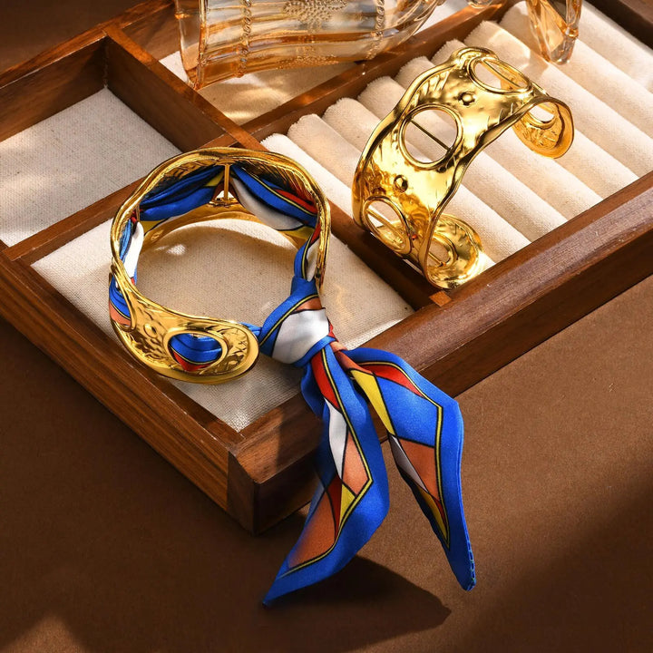 Baroness Silk Cuff