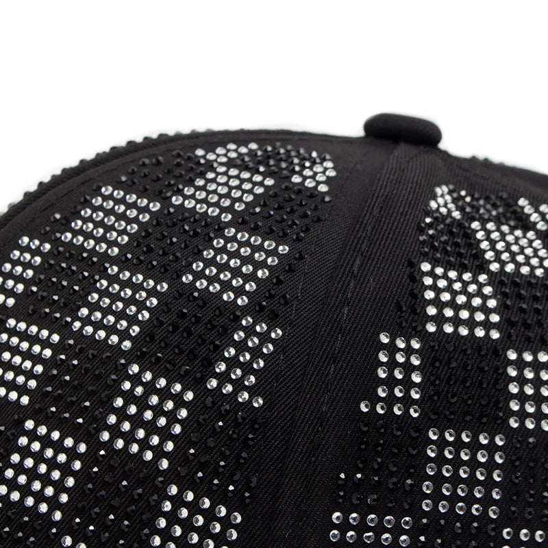 Cortina Crystal Grid Cap