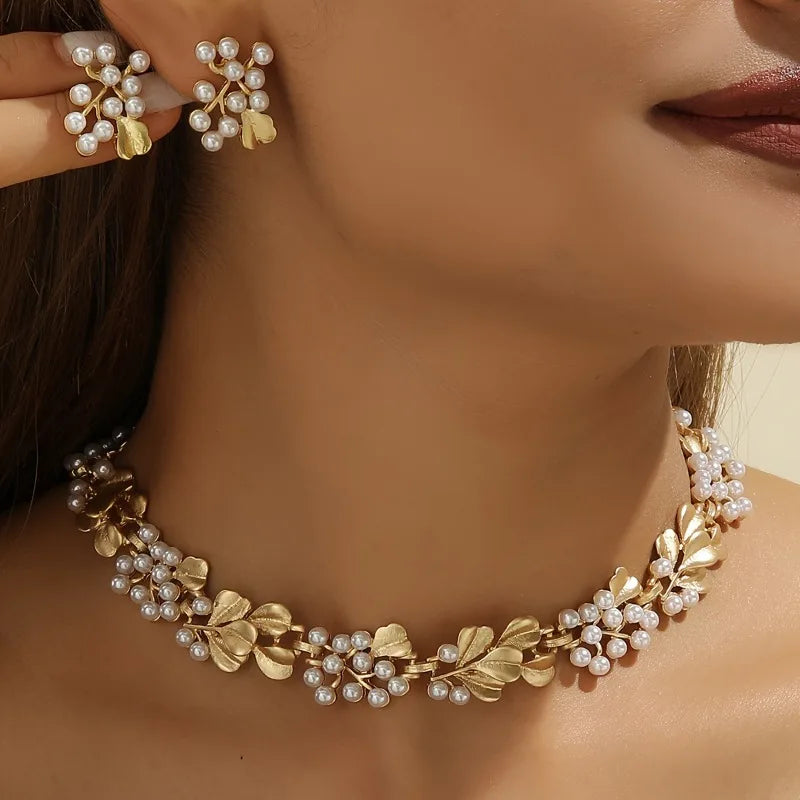 Florence Pearl Leaf Jewelry Set